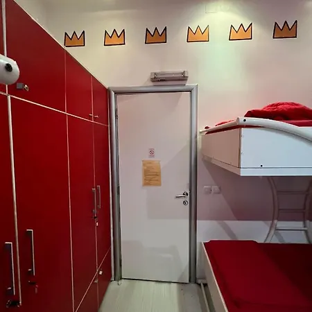Pop Art Hostel *